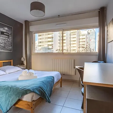 Melchior - Beau T2 Avec Terrasse Au Coeur D'euromediterranee Apartment Marseille